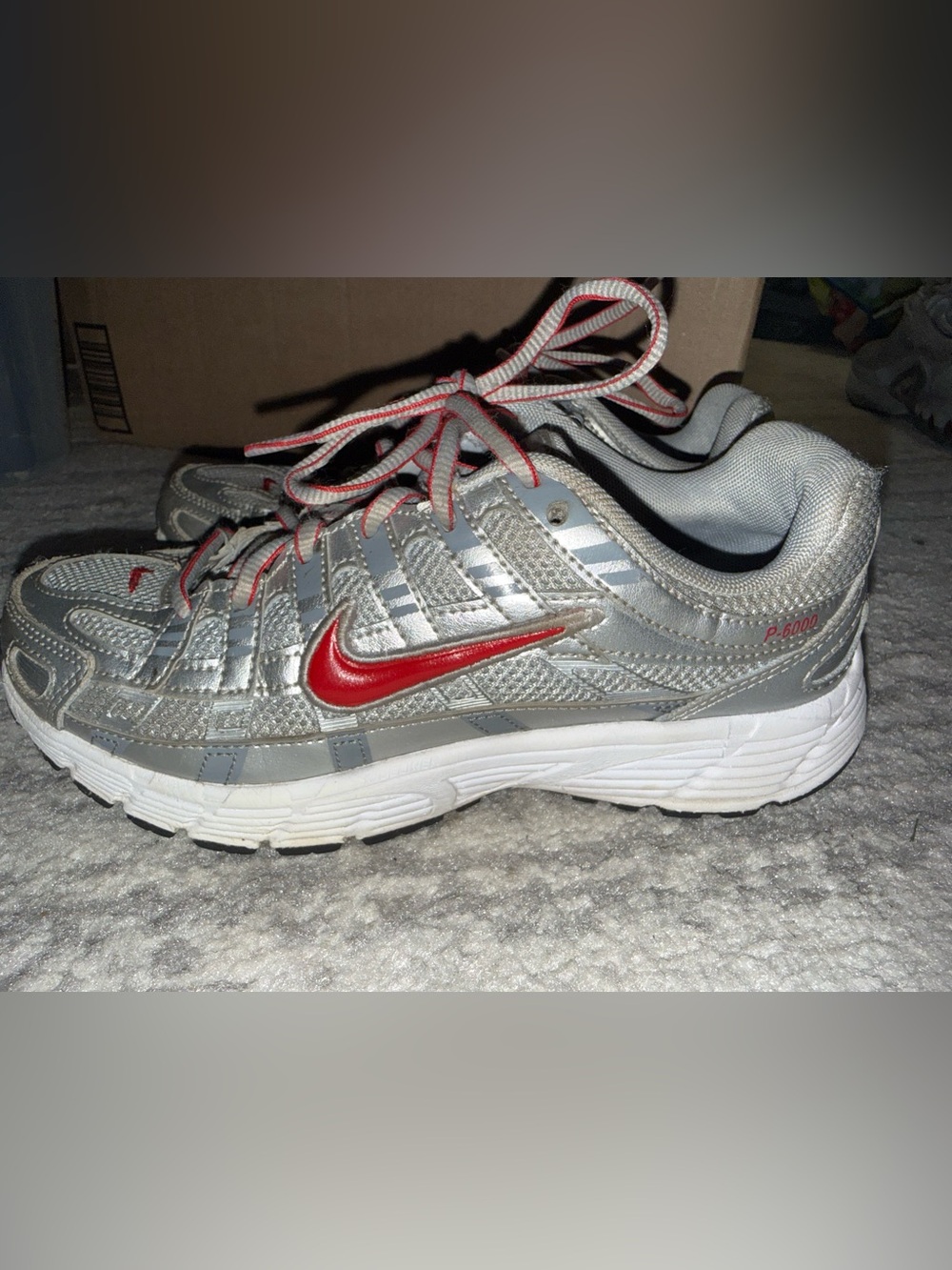 Youth Nike Boys P-6000 Silver Sneakers with Red Swoosh ( GS 4Y)